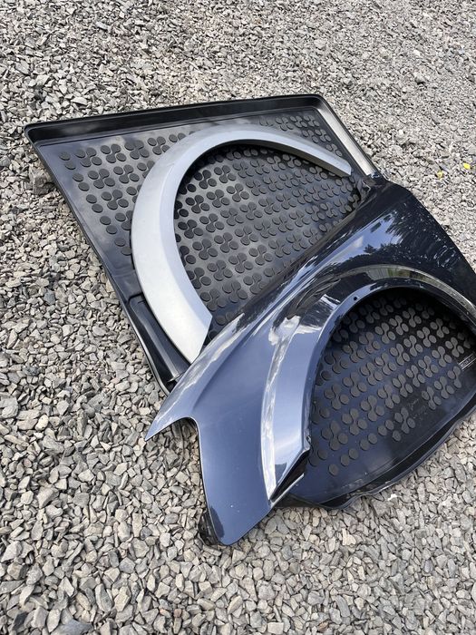 Передні крила Audi A4 B8 Allroad (алроад) 12-16 роки молдінг крило