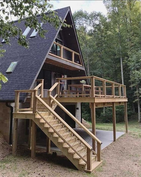 Мастер-столяр и установка деревянных интерьеров под ключ в Киеве