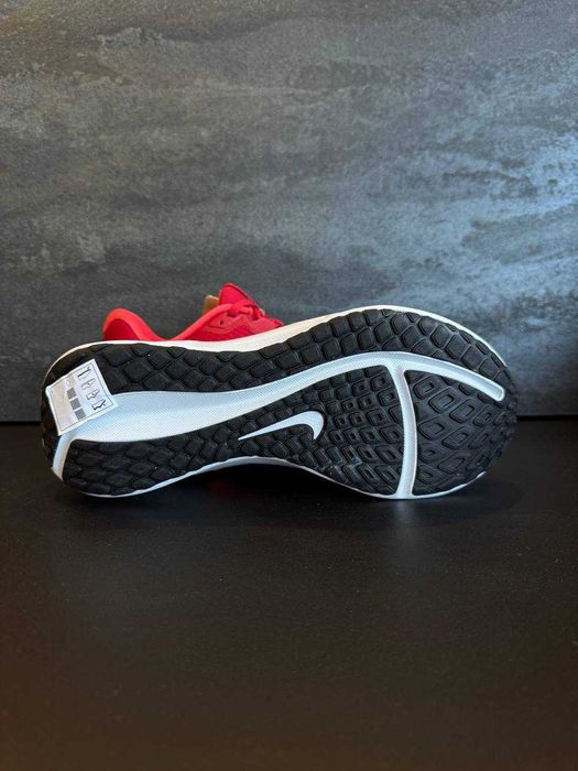 Кросівки Nike DOWNSHIFTER 13 FD6454-600 (42,5, 45, 46): 2 800 грн