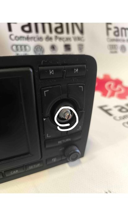 Rádio / Auto Rádio AUDI A3 2.0 TDI (125 kW / 170 cv) [03.2006 - 08.2012] 8P0035192H (OEM) | 86113-60V310 (OEM)