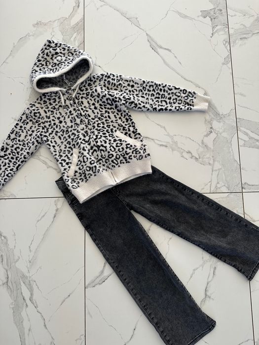 Одяг для дівчинки