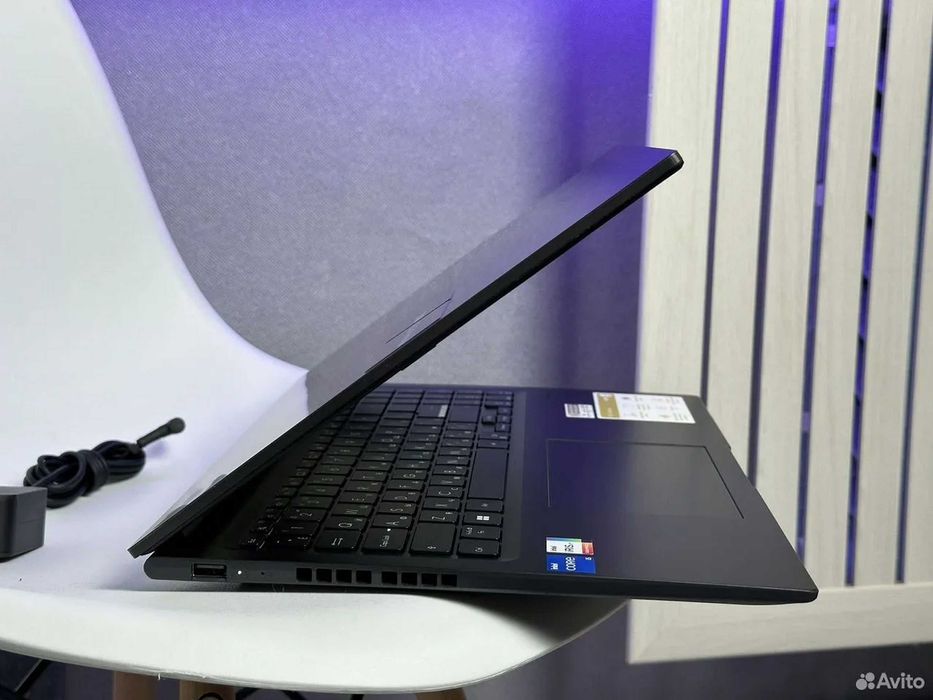 Asus Vivobook 16" i7-13700H/32GB/512Nvme com Garantia