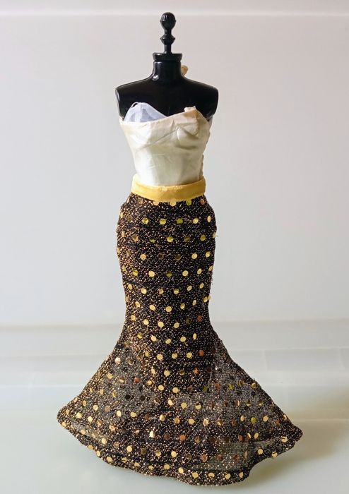 Vestidos do Mundo Barbie.Leia descrição do anúncio.