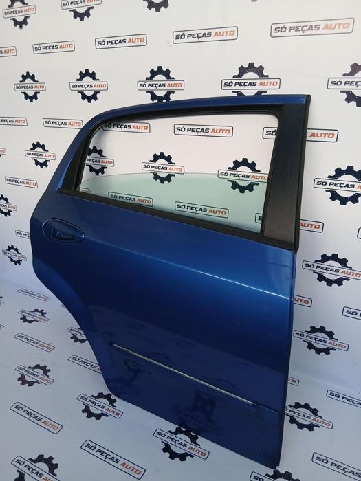 PORTA TRASEIRA DIREITA AZUL FIAT PUNTO EVO GP 1.4 ANO: 2011