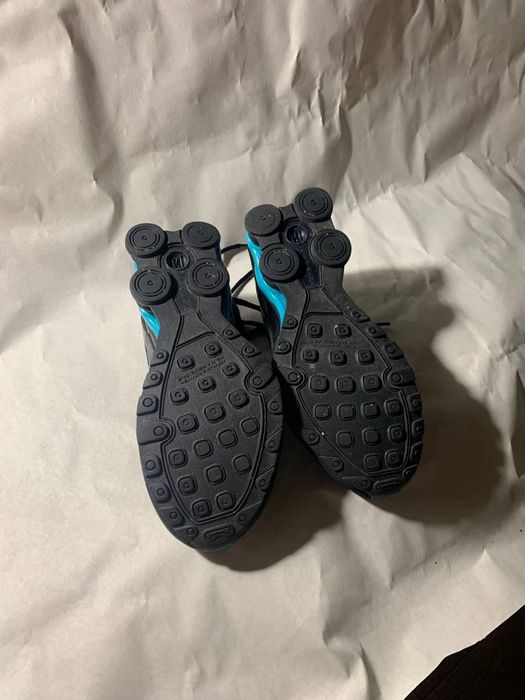 Кроссовки Nike SHOX