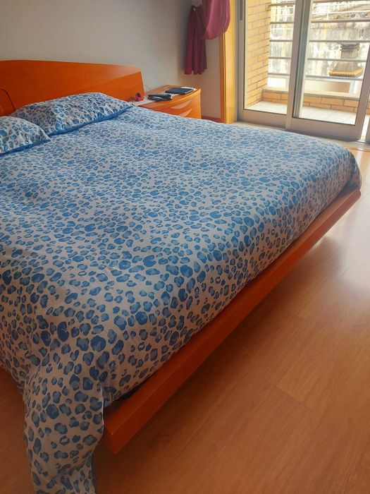 Mobília de Quarto Completa – Madeira de Faia – Em Bom Estado