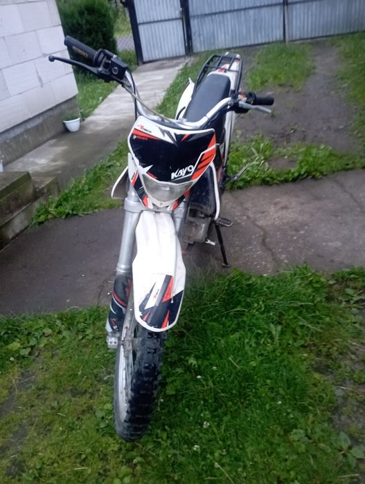 Продам  мотоцикл Kayo T2