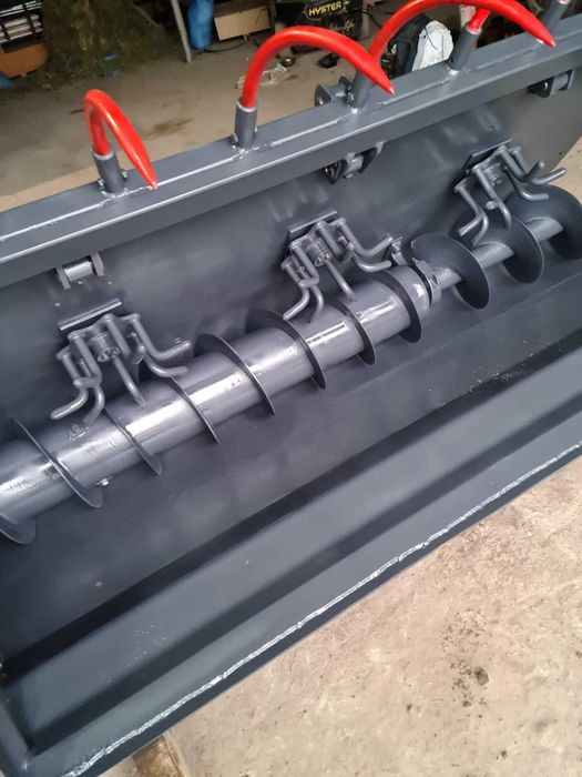 Łyżka do mieszania trawy