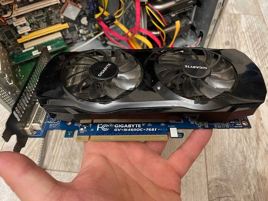 Готовий ПК - для роботи та ігор