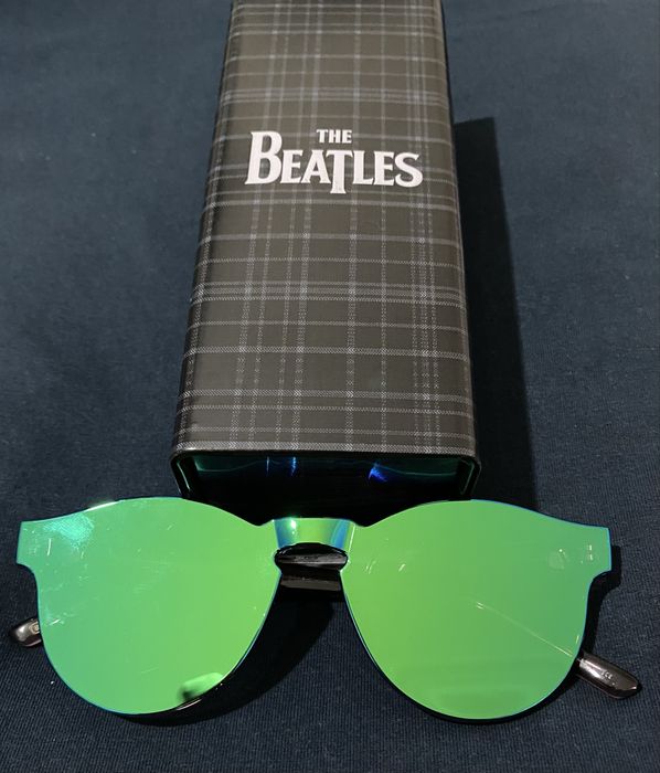 THE BEATLES CHILLI BEANS Espelhado  Mirror Sunglasses.