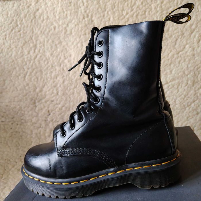 Super skórzane buty glany Dr. Martens 1490 Smooth wkł.23,5 cm