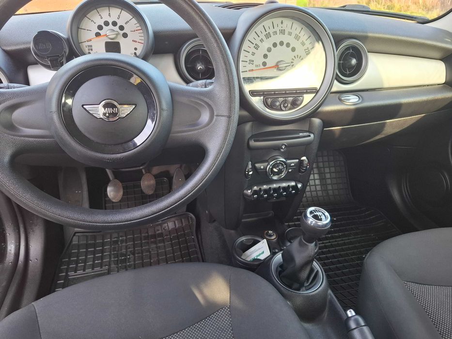 Mini One 2012r. 100ps
