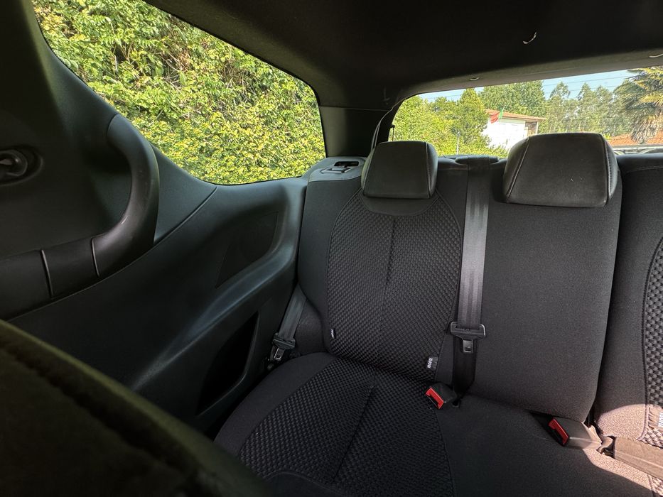 DS3 1.6 THP Full Extras