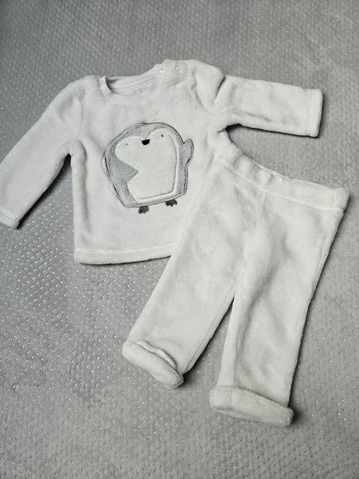 Dres komplet bluza i spodnie polarowe rozmiar 68