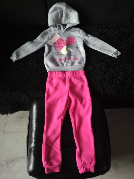 dres dla dziewczynki, roz. 110 cm.