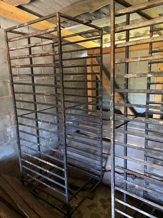 Печі, тістоміси та інші агрегати, ящики, бляхи, форми, для пекарні