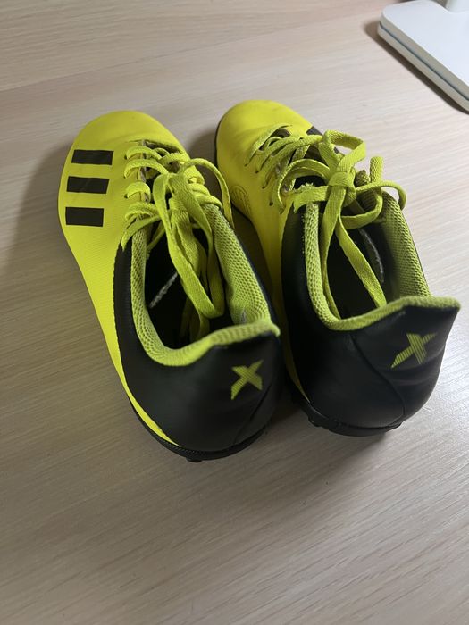 Сороконіжки Adidas X