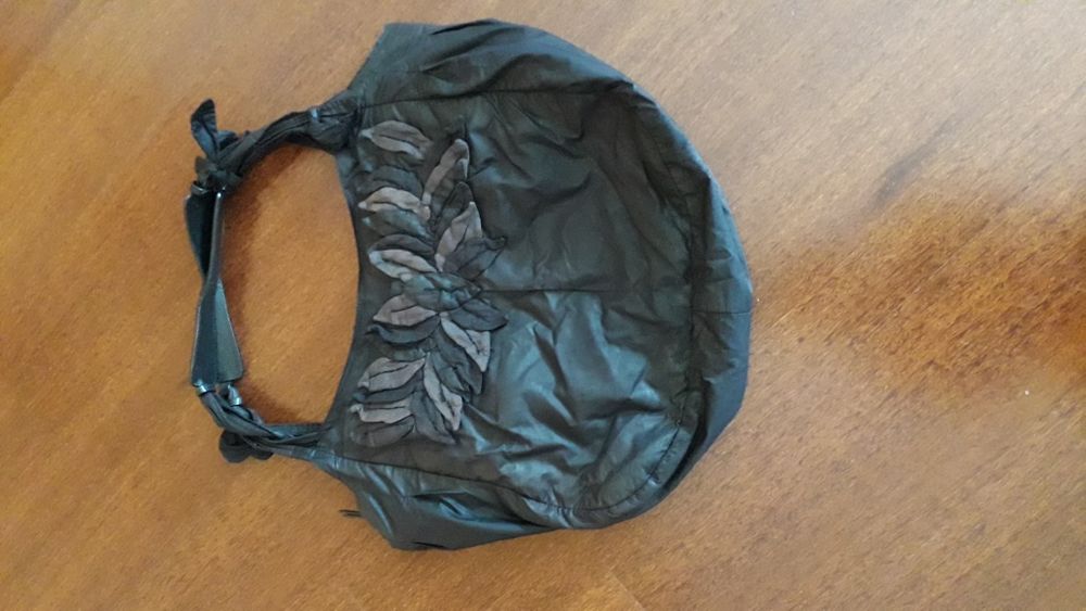 Carteira Hoss Intropia