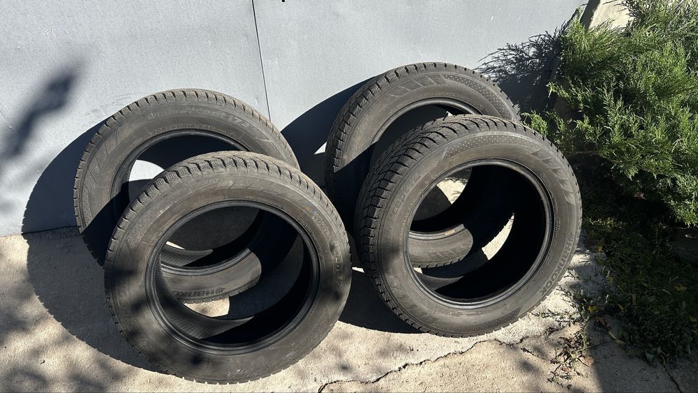 Шини Hankook Winter I*Cept iZ2 W616 205/60 R16 96T XL