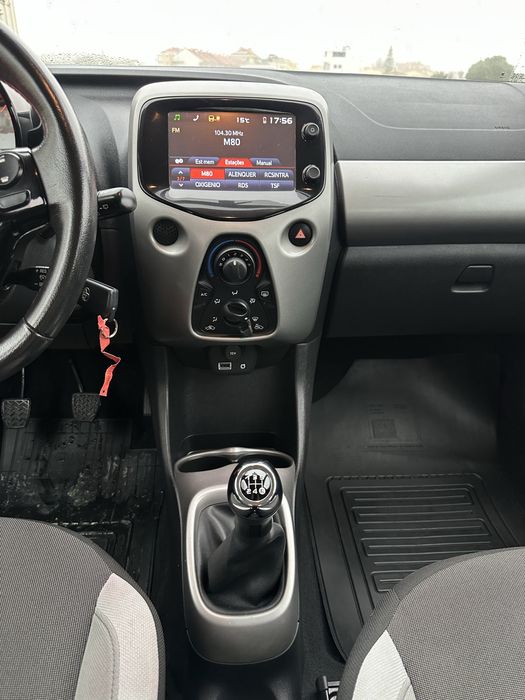 Toyta Aygo 1.0  X-Play Ac