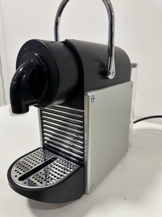 Кавоварка капсульна Nespresso