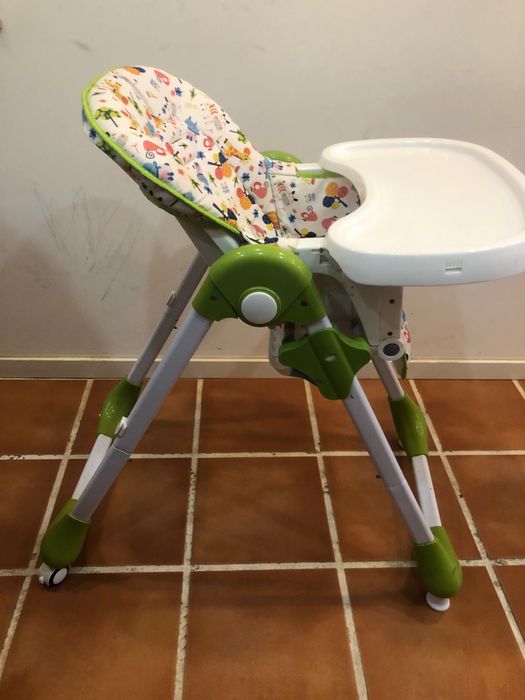 Cadeira de alimentação bebe