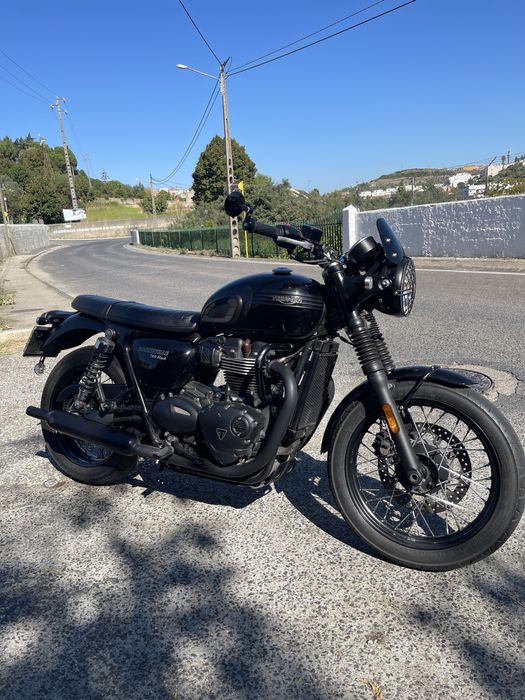 Triumph bonneville T100 black • Possibilidade credito