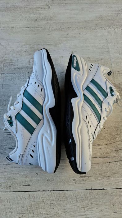 Кросівки ADIDAS (Адідас)р.41.5 унісекс