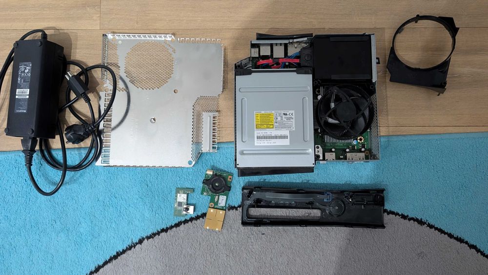 Xbox 360 uszkodzony na czesci