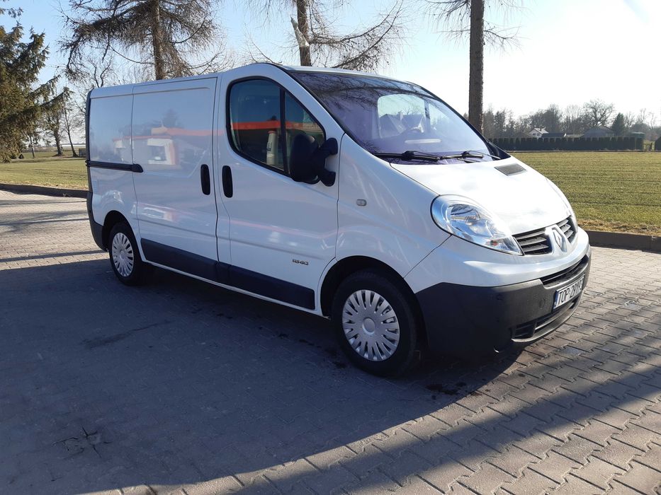 Trafic 2,0 115 KM klima niski przebieg bezwypadek doinwestowany , bez wkładu na start