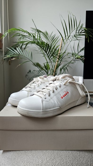 Buty damskie trampki sneakersy skórzane białe Diadora włoskie