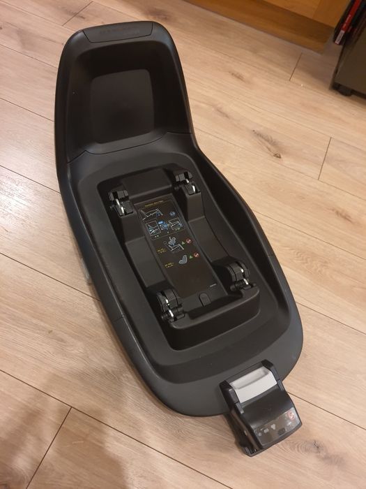 Fotelik/nosidełko + baza do isofix Maxi Cosi I-size