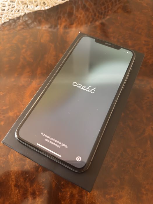 Iphone 11 pro max 74%