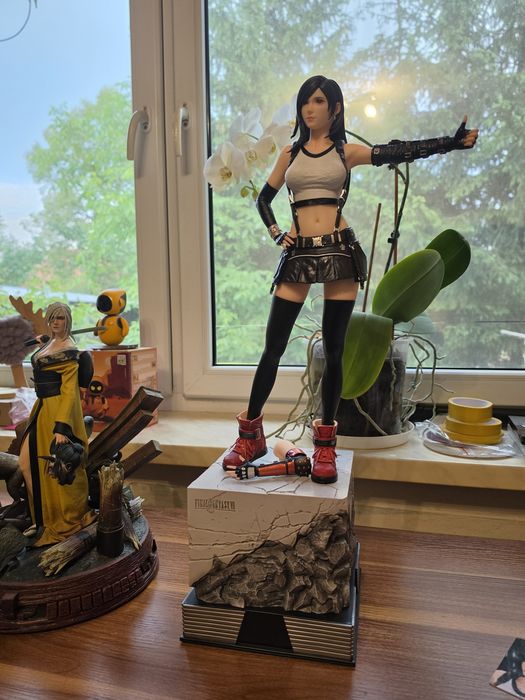 Figurka Tifa Lockhart, Final Fantasy VII 1/3- 60cm