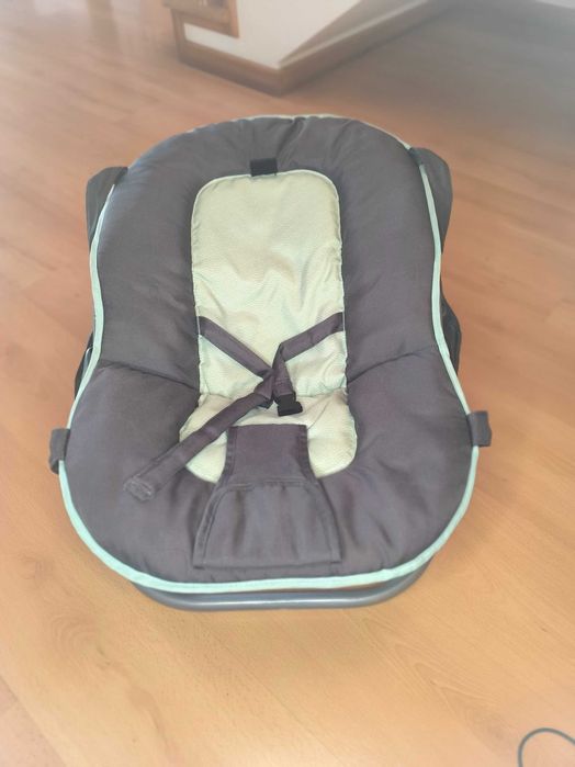 Espreguiçadeira de Bebé - Conforto e Segurança para o seu Pequeno