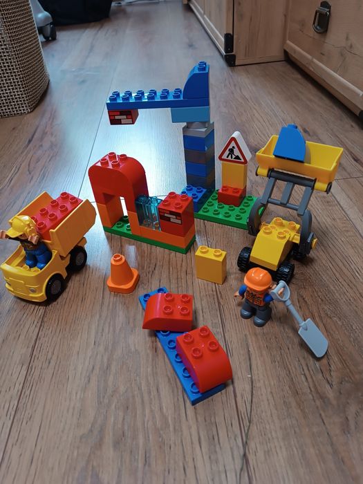 Lego duplo будівництво