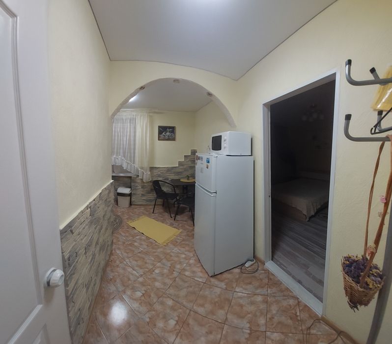 Лески .Сдаю посуточно в аренду свою 1 -комнатная Леваневцев на 1этаже