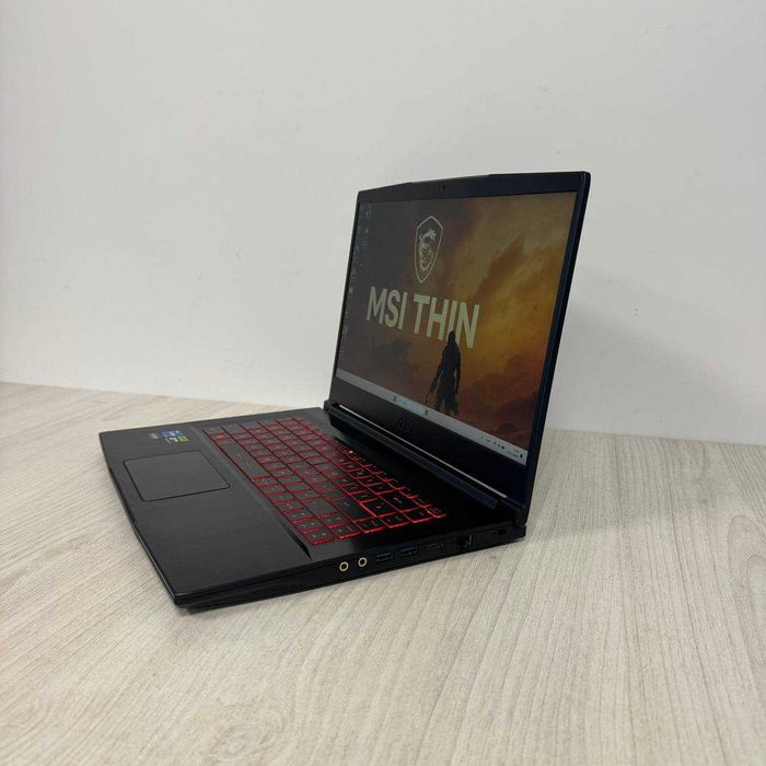 MSI Thin GF63 12VE 15.6  144Hz i5-12450H 16GB SSD 512GB RTX 4050