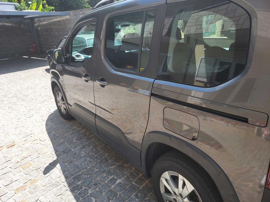 Peugeot Rifter Allure 5 Lugares