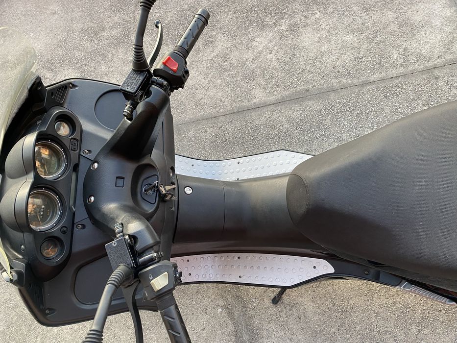 Scotter  Jonway YY250t    OTIMO ESTADO