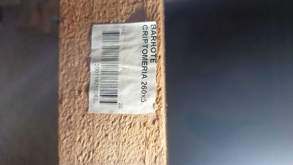 Barrotes e Vigas em Criptoméria 2.60m NOVOS