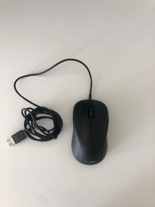 Teclado e rato de trabalho