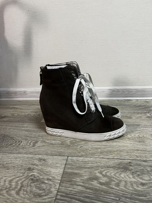 Ботинки женские замш натуральный  24,5 см стелька