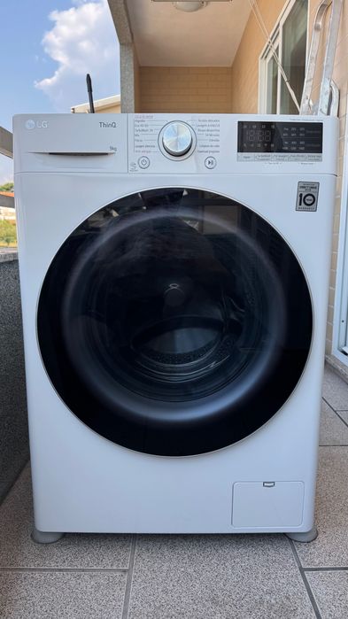 Máquina de Lavar LG | 9kg | 1400rpm | Classe A