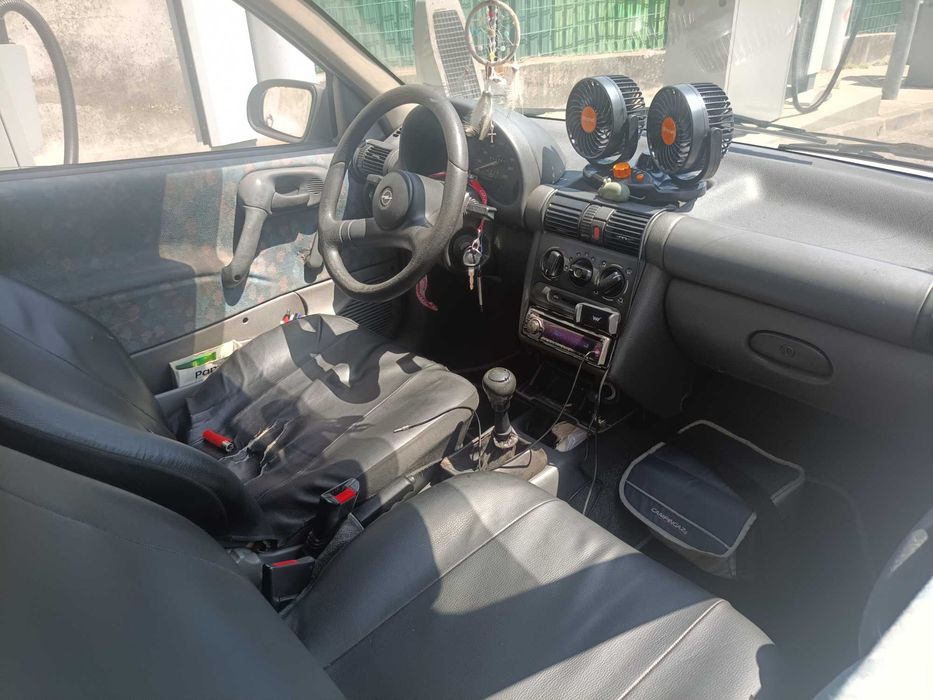 Opel Corsa B Comercial 1.7 de 1996 Branco