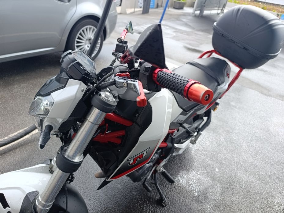 Benelli TNT 125cc