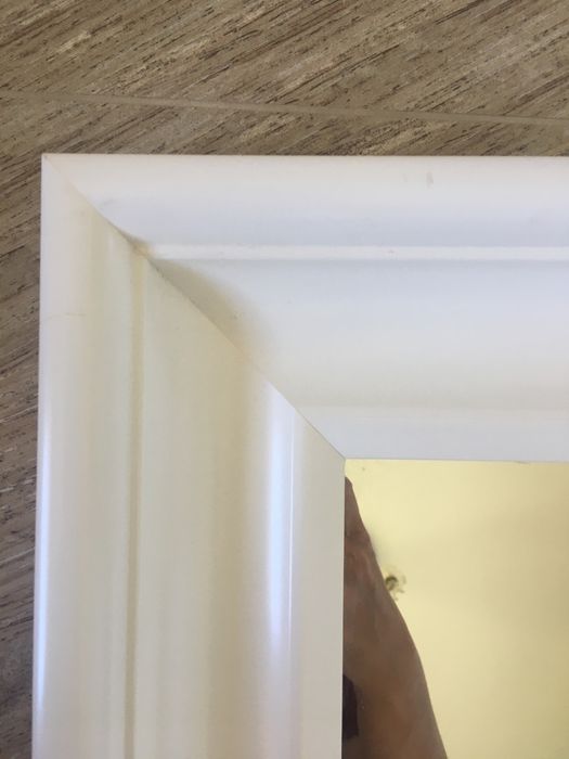 Białe lustro Ikea 60 na 90 cm