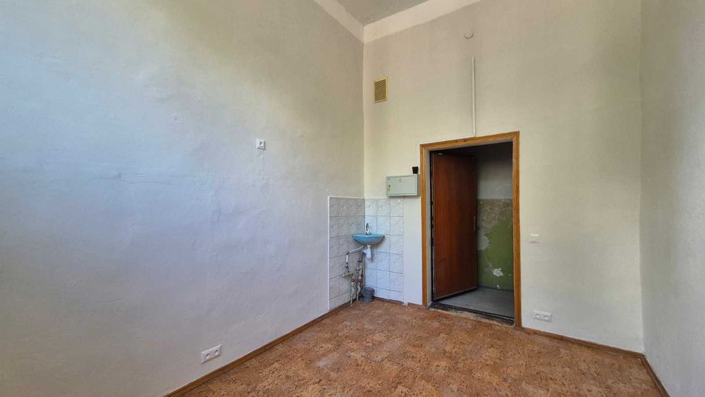 *ОРЕНДА, кімната 12 кв.м під б'юті процедури, по вул. Павлокічкаська