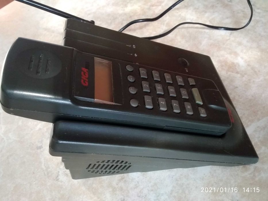 Радіотелефон GIGA MAN