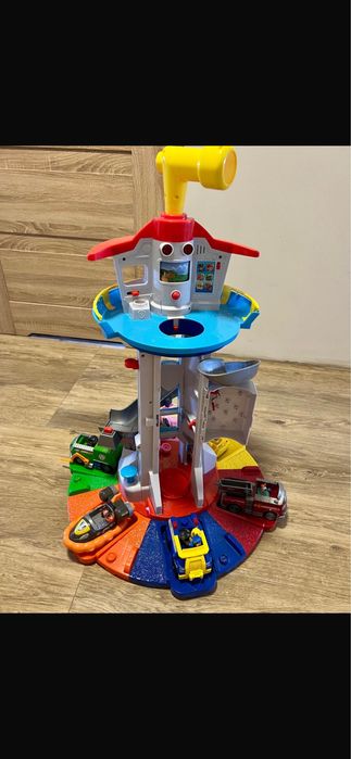 Wieża Psi Patrol plus autka
